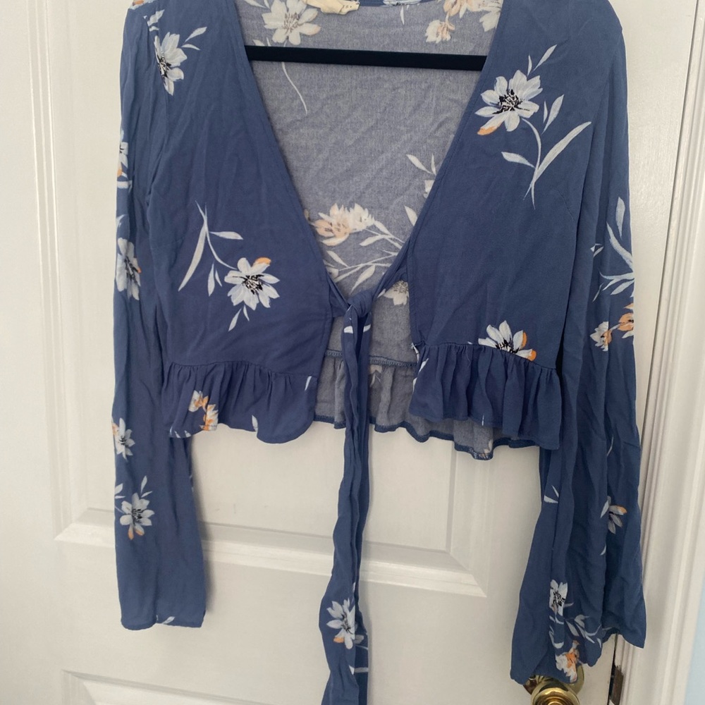 floral tie front crop long sleeve - Picture 3 of 3